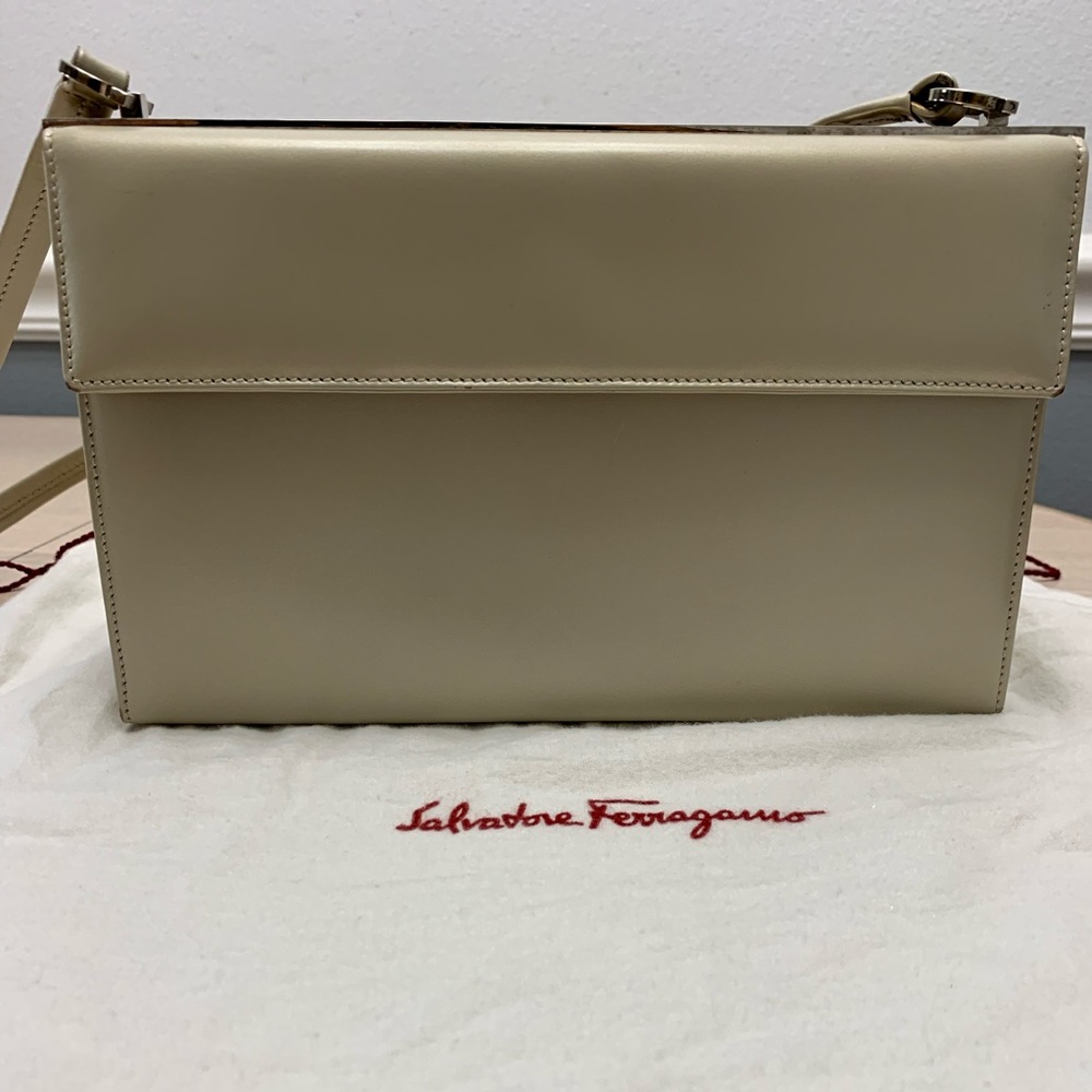 SALVATORE FERRAGAMO Champagne Metallic Leather Shoulder Bag